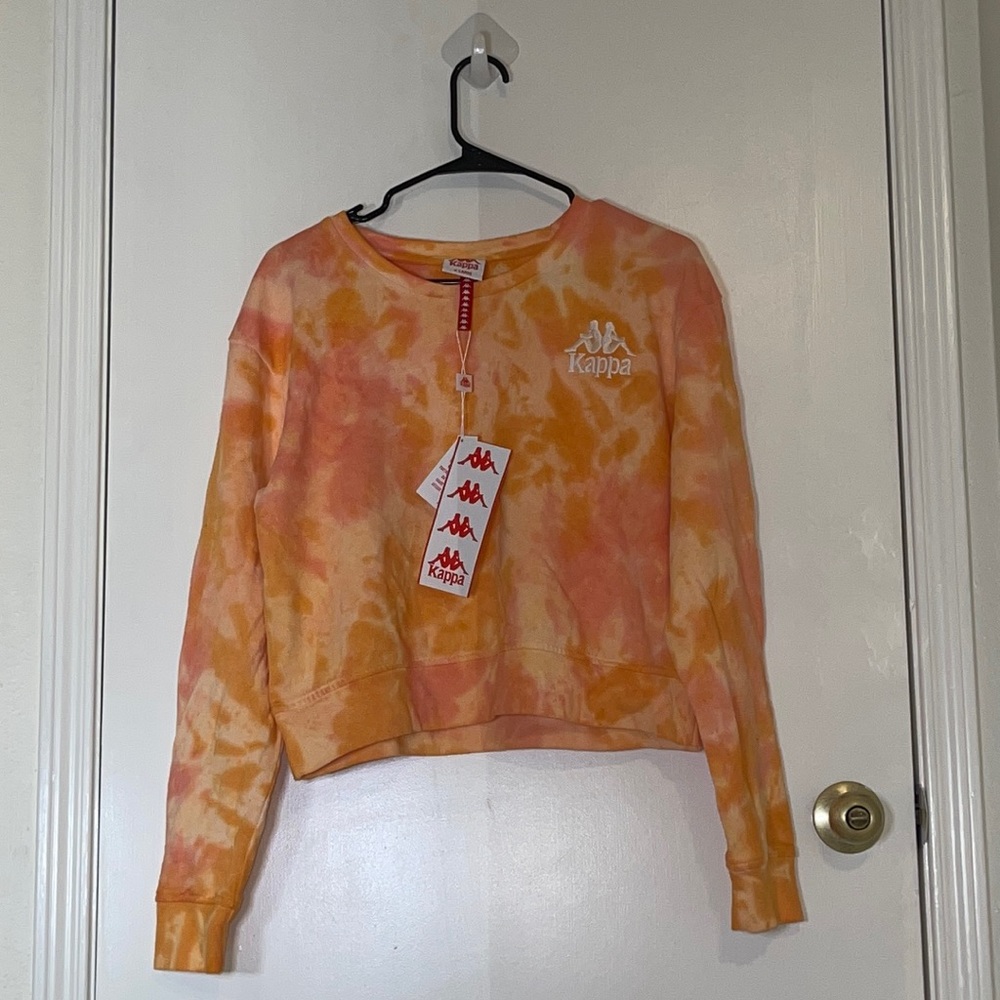 Unworn crop crew neck. New with tags